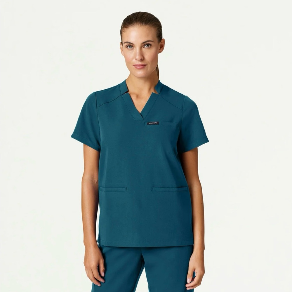 Jaanuu Helia Notched V-Neck Scrub Top Caribbean blue size small